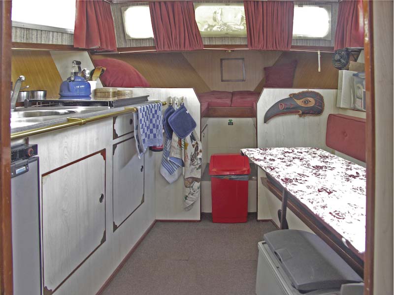 12_Forward_Cabin
